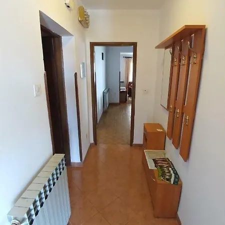 Ariana Apartment *