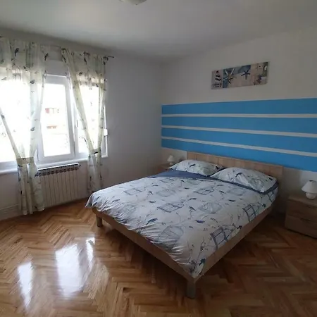 Ariana Apartment *